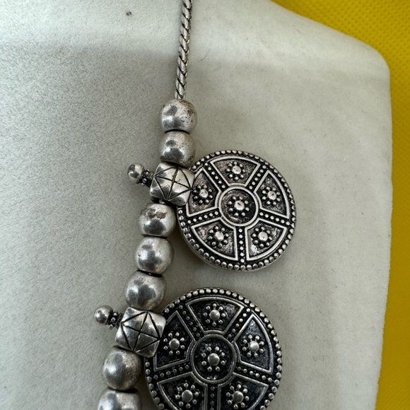 Lucky Brand Slider Disc Charms Silver Tone Choker 18" Necklace - Picture 5 of 9